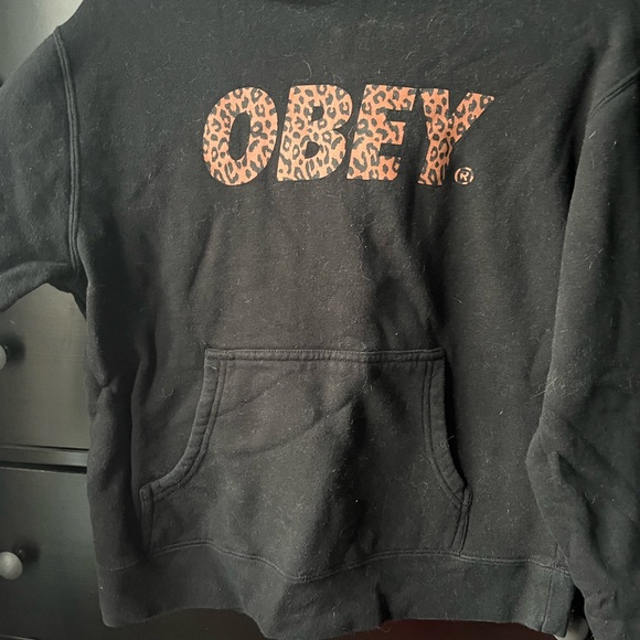 OG Obey cheetah black sweater - Picture 1 of 3